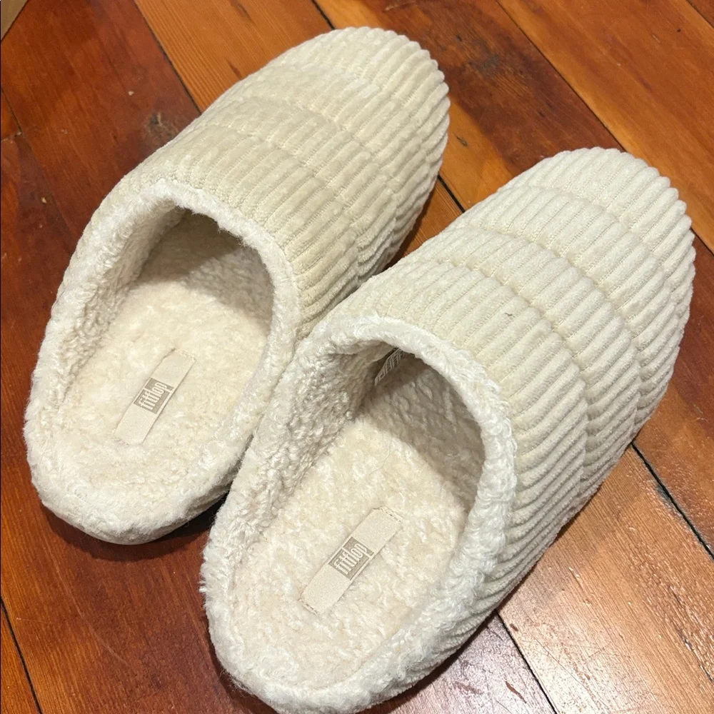 Fleece-lined FitFlop Slippers - Picture 1 of 6